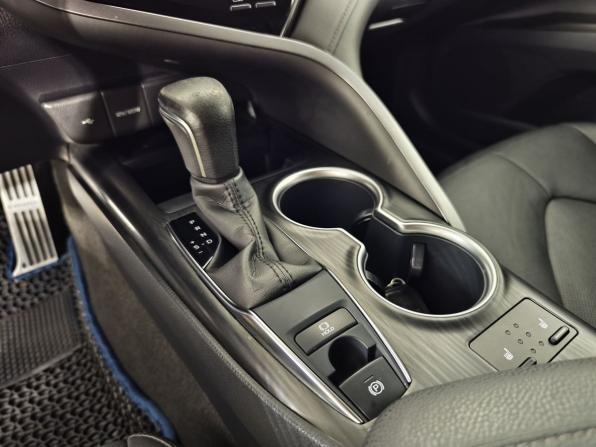 Toyota Camry VIII (XV70) Рестайлинг с пробегом 2021 года, цена 2 949 000 рублей, 149868 км, седан, Автокод Объявления