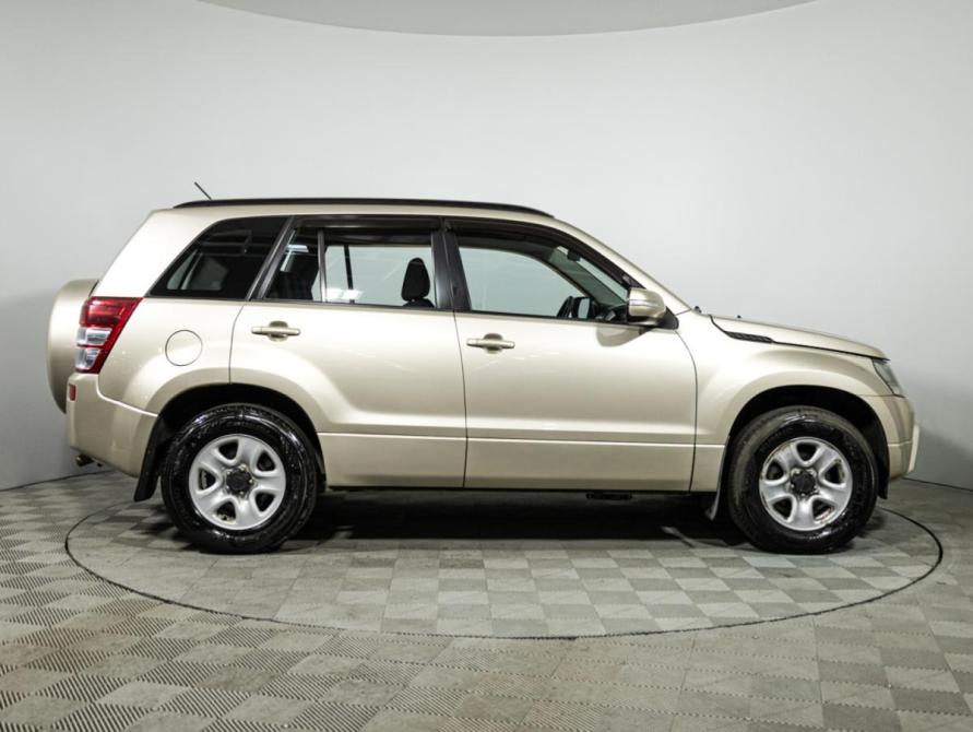 Suzuki Grand Vitara II Рестайлинг Санкт-Петербург  - изображение 4