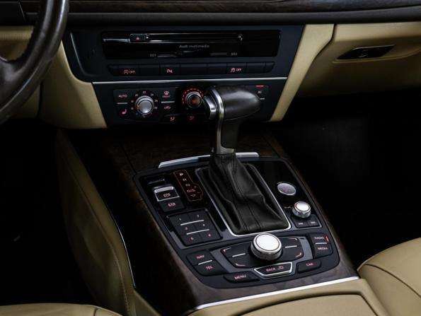 Audi A6 IV (C7) с пробегом 2013 года, цена 1 399 000 рублей, 255780 км, седан, Автокод Объявления