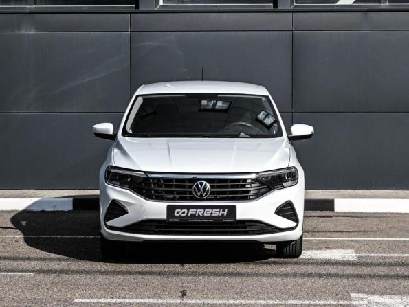 Volkswagen Polo VI с пробегом 2022 года, цена 1 599 040 рублей, 45087 км, лифтбек, Автокод Объявления
