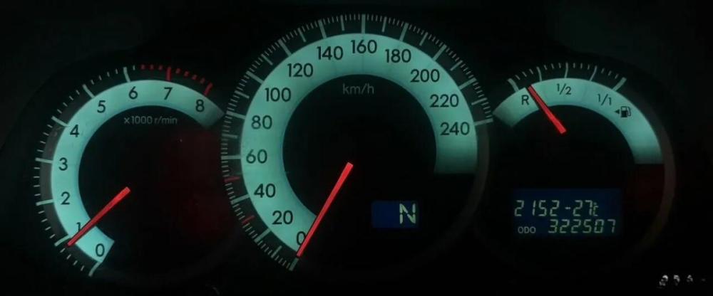 Toyota Corolla Verso I Рестайлинг 2 Челябинск  - изображение 8