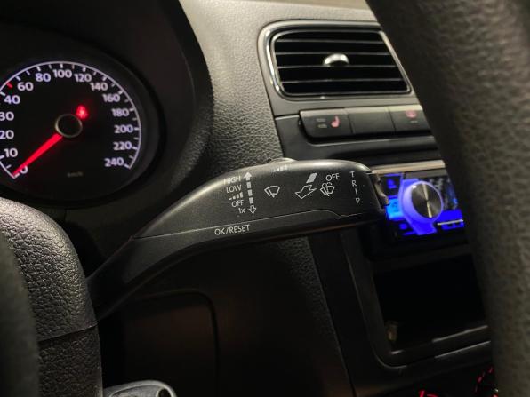 Volkswagen Polo V с пробегом 2011 года, цена 650 000 рублей, 245119 км, седан, Автокод Объявления