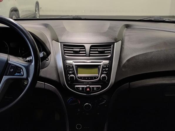 Hyundai Solaris I с пробегом 2013 года, цена 814 000 рублей, 101149 км, хэтчбек, Автокод Объявления