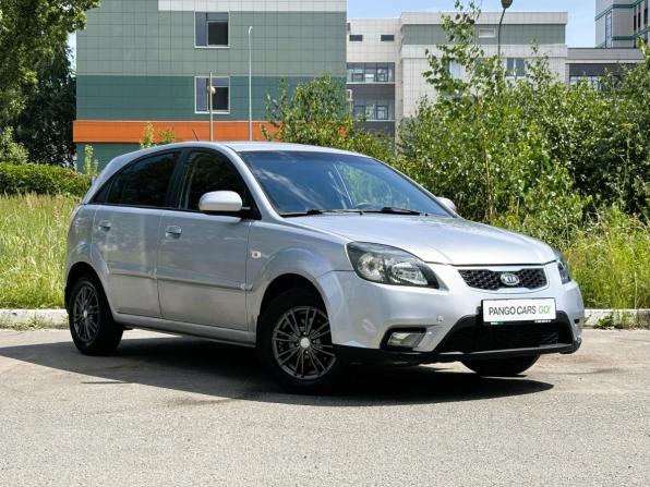 Kia Rio II Рестайлинг с пробегом 2011 года, цена 580 000 рублей, 200322 км, хэтчбек, Автокод Объявления