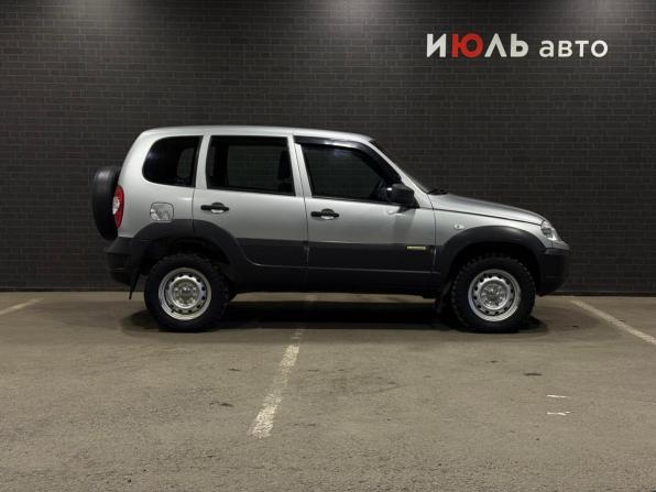 Chevrolet Niva I Рестайлинг с пробегом 2017 года, цена 680 000 рублей, 174237 км, внедорожник, Автокод Объявления