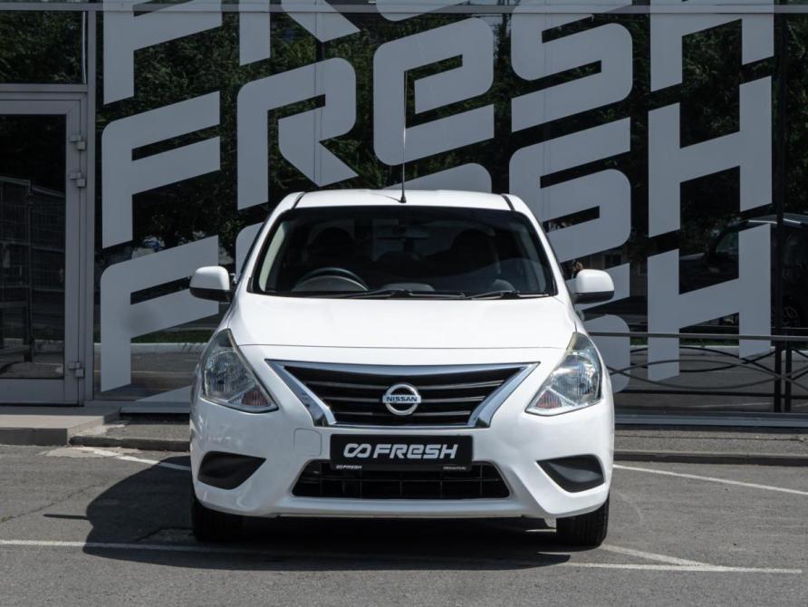 Nissan Latio I (N17) Рестайлинг Волгоград  - изображение 3