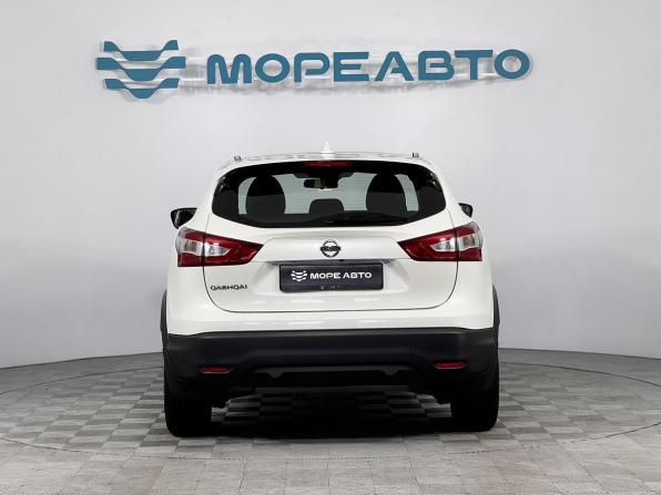 Nissan Qashqai II с пробегом 2018 года, цена 1 890 000 рублей, 107700 км, внедорожник, Автокод Объявления