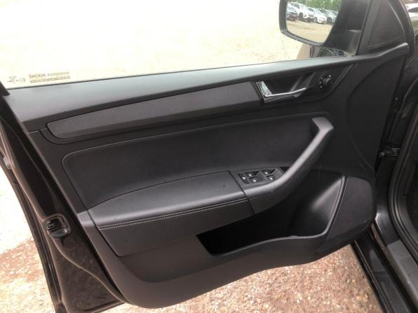 Skoda Rapid II с пробегом 2021 года, цена 1 554 200 рублей, 90679 км, лифтбек, Автокод Объявления