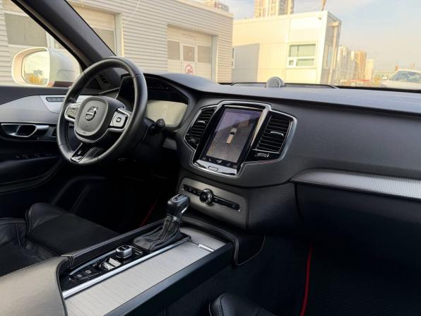 Volvo XC90 II с пробегом 2016 года, цена 2 995 000 рублей, 207000 км, внедорожник, Автокод Объявления