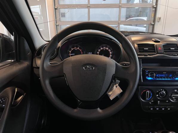 Lada (ВАЗ) Granta I Рестайлинг с пробегом 2024 года, цена 950 000 рублей, 25987 км, седан, Автокод Объявления
