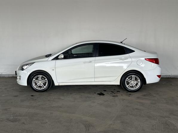 Hyundai Solaris I Рестайлинг с пробегом 2016 года, цена 1 097 000 рублей, 154370 км, седан, Автокод Объявления