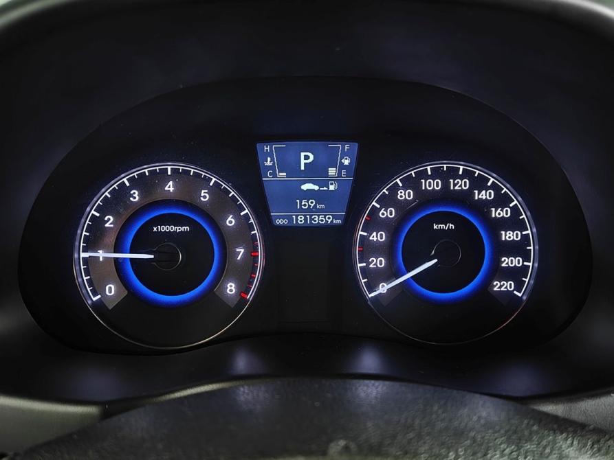 Hyundai Solaris I Москва  - изображение 12