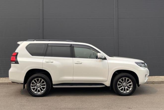 Toyota Land Cruiser Prado 150 Series Рестайлинг 2 с пробегом 2019 года, цена 5 780 000 рублей, 104311 км, внедорожник, Автокод Объявления