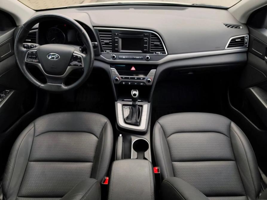 Hyundai Elantra VI (AD) Санкт-Петербург  - изображение 9