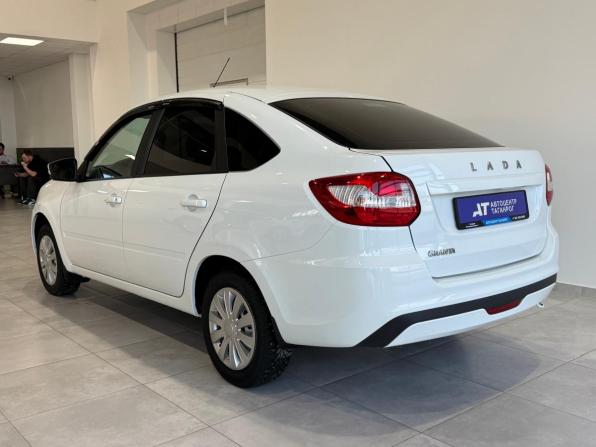 Lada (ВАЗ) Granta I Рестайлинг с пробегом 2023 года, цена 899 000 рублей, 74500 км, лифтбек, Автокод Объявления