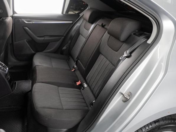 Skoda Octavia III (A7) Рестайлинг с пробегом 2018 года, цена 2 020 000 рублей, 151919 км, лифтбек, Автокод Объявления