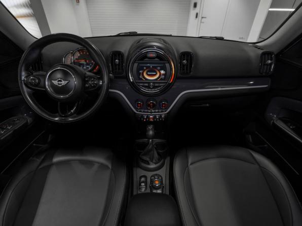 Mini Countryman II с пробегом 2017 года, цена 1 900 000 рублей, 112449 км, внедорожник, Автокод Объявления