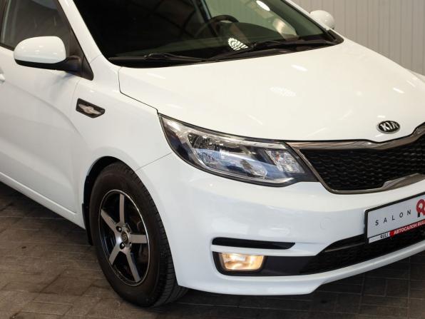 Kia Rio III Рестайлинг с пробегом 2016 года, цена 1 190 000 рублей, 137836 км, хэтчбек, Автокод Объявления