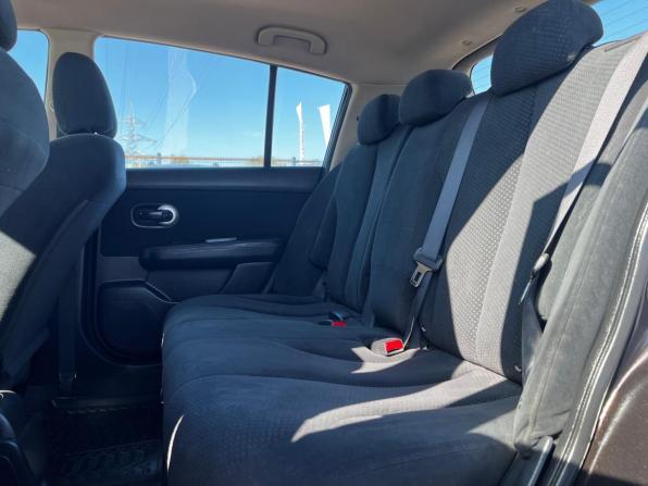 Nissan Tiida I с пробегом 2010 года, цена 650 000 рублей, 185665 км, хэтчбек, Автокод Объявления