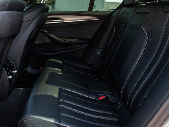 BMW 5 серии VII (G30/G31/G38) с пробегом 2017 года, цена 3 648 000 рублей, 220118 км, седан, Автокод Объявления