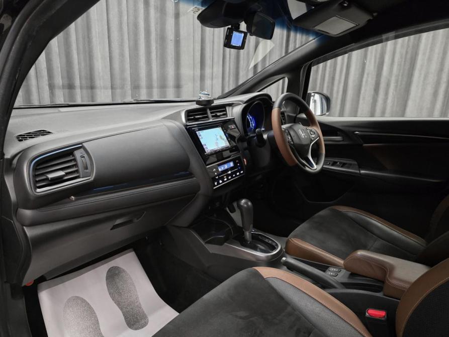 Honda Fit III Рестайлинг Красноярск  - изображение 16