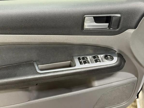Ford Focus II Рестайлинг с пробегом 2008 года, цена 376 000 рублей, 198121 км, хэтчбек, Автокод Объявления