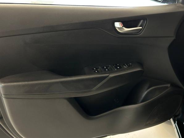 Hyundai Solaris II Рестайлинг с пробегом 2021 года, цена 1 367 000 рублей, 151225 км, седан, Автокод Объявления