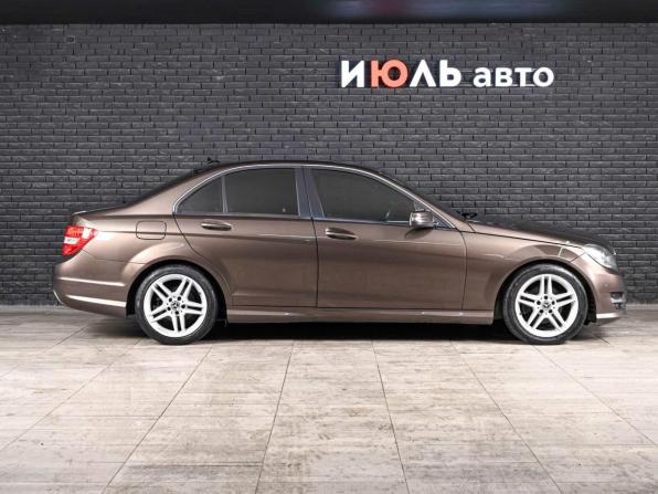 Mercedes-Benz C-Класс III (W204) Рестайлинг с пробегом 2013 года, цена 1 530 000 рублей, 243518 км, седан, Автокод Объявления
