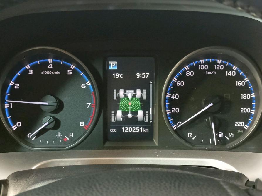 Toyota RAV4 IV (XA40) Рестайлинг Архангельск  - изображение 18