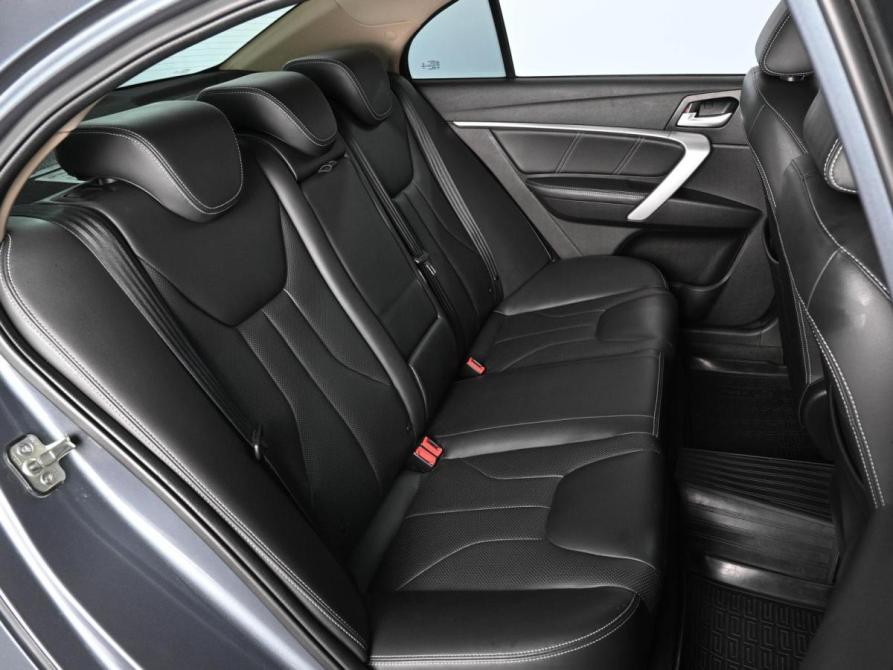 Geely Emgrand 7 I Рестайлинг Ростов-на-Дону  - изображение 7