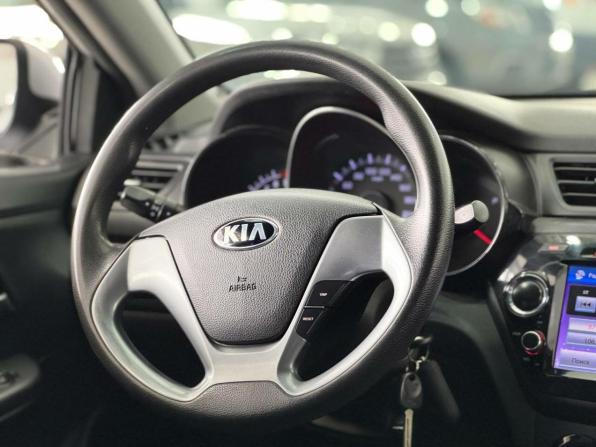 Kia Rio III Рестайлинг с пробегом 2016 года, цена 890 000 рублей, 146720 км, седан, Автокод Объявления