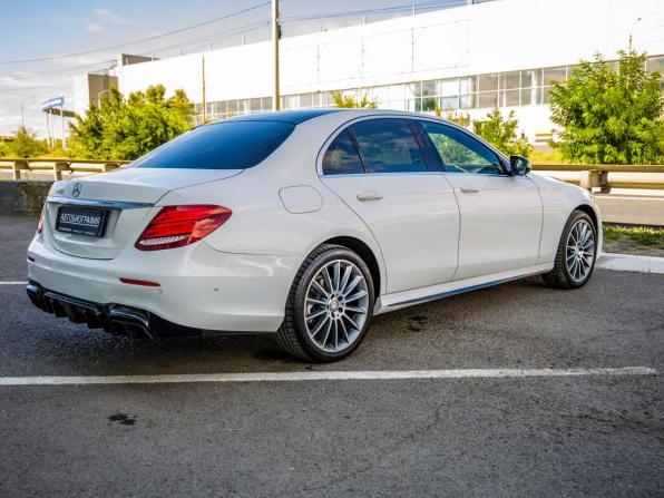 Mercedes-Benz E-Класс V (W213 S213 C238) с пробегом 2017 года, цена 2 528 000 рублей, 201945 км, седан, Автокод Объявления
