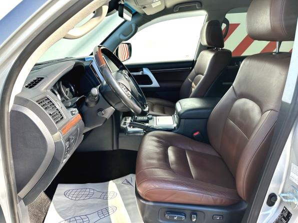 Toyota Land Cruiser 200 Series Рестайлинг 2 с пробегом 2020 года, цена 8 120 000 рублей, 155042 км, внедорожник, Автокод Объявления