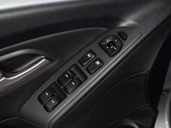 Hyundai ix35 I с пробегом 2011 года, цена 1 020 000 рублей, 198831 км, внедорожник, Автокод Объявления