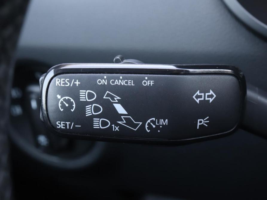 Skoda Octavia III (A7) Рестайлинг Москва  - изображение 19
