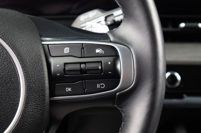 Kia Sportage V с пробегом 2022 года, цена 3 499 000 рублей, 47000 км, внедорожник, Автокод Объявления
