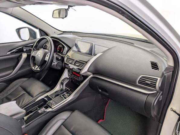 Mitsubishi Eclipse Cross I с пробегом 2019 года, цена 1 990 000 рублей, 107069 км, внедорожник, Автокод Объявления