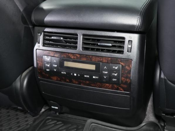 Toyota Land Cruiser 200 Series Рестайлинг 1 с пробегом 2012 года, цена 4 250 000 рублей, 198456 км, внедорожник, Автокод Объявления