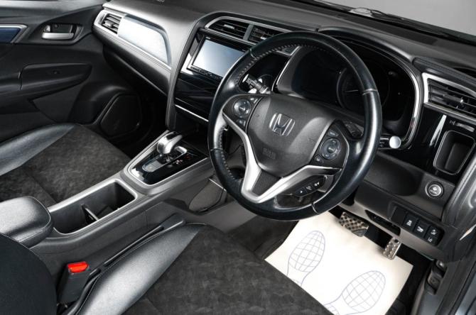 Honda Shuttle II с пробегом 2018 года, цена 1 349 000 рублей, 200135 км, универсал, Автокод Объявления