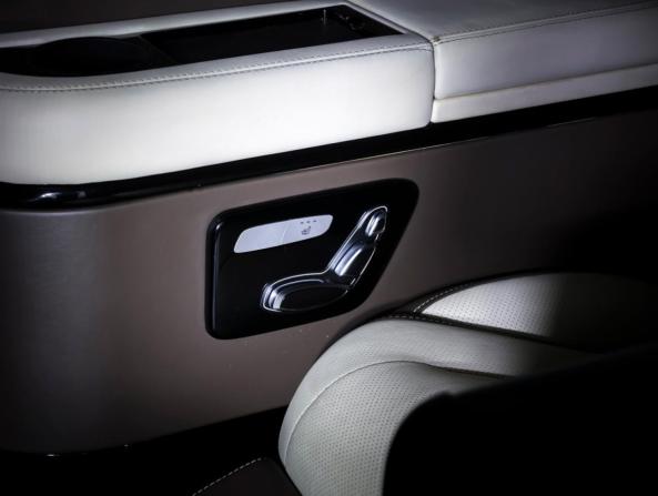 Mercedes-Benz V-Класс III (W447) с пробегом 2014 года, цена 2 800 000 рублей, 138100 км, минивэн, Автокод Объявления