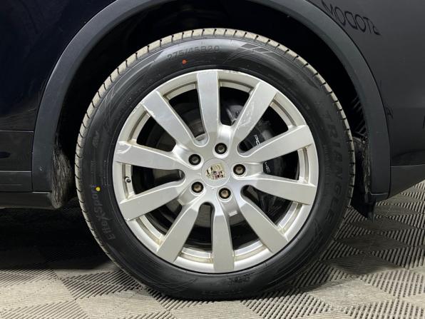 Porsche Cayenne II (958) с пробегом 2012 года, цена 2 357 000 рублей, 271991 км, внедорожник, Автокод Объявления