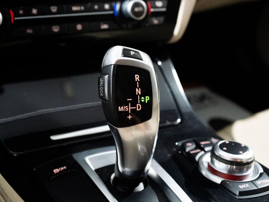 BMW 5 серии VI (F10/F11/F07) Иркутск  - изображение 16