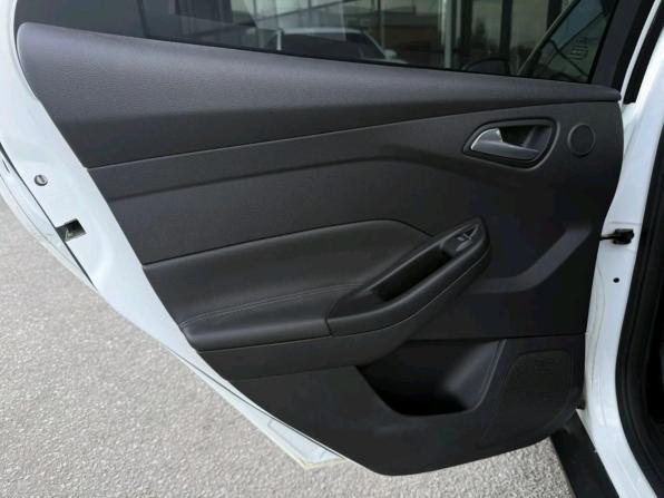 Ford Focus III с пробегом 2012 года, цена 899 000 рублей, 152200 км, хэтчбек, Автокод Объявления
