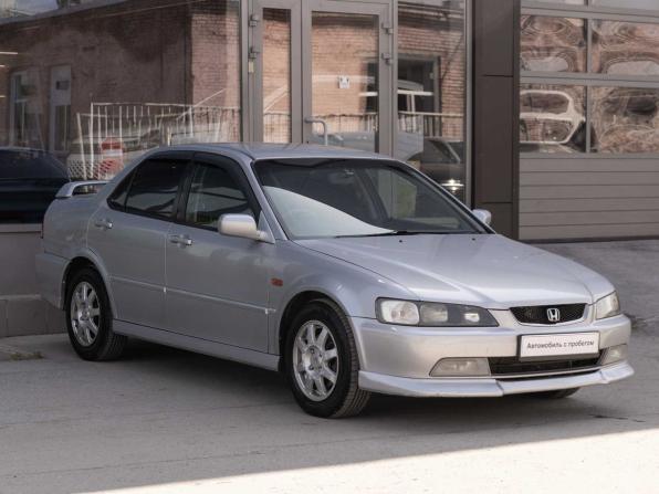 Honda Accord VI с пробегом 2002 года, цена 550 000 рублей, 330788 км, седан, Автокод Объявления