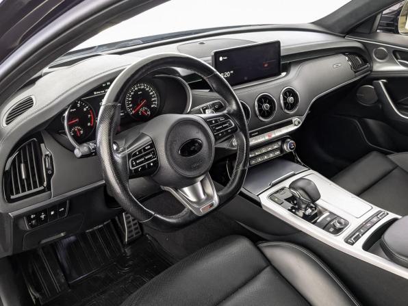 Kia Stinger I Рестайлинг с пробегом 2021 года, цена 3 390 000 рублей, 83002 км, лифтбек, Автокод Объявления