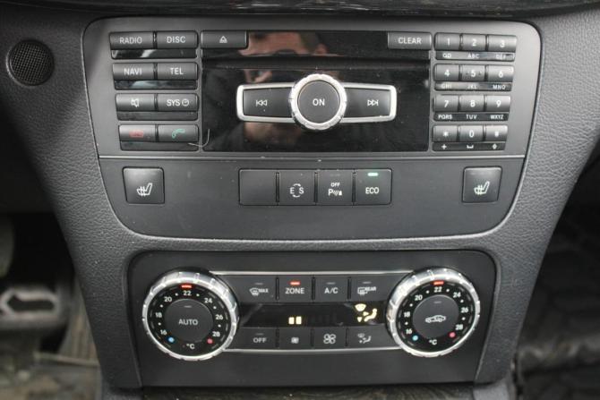 Mercedes-Benz GLK-Класс I (X204) Рестайлинг с пробегом 2013 года, цена 1 950 000 рублей, 150000 км, внедорожник, Автокод Объявления