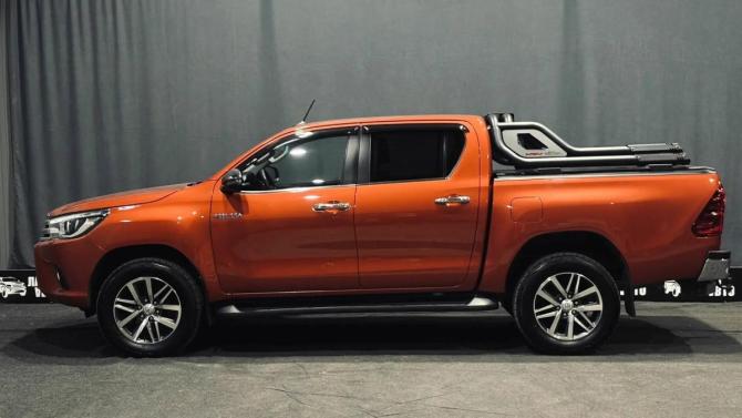 Toyota Hilux VIII с пробегом 2018 года, цена 3 620 000 рублей, 189526 км, пикап, Автокод Объявления