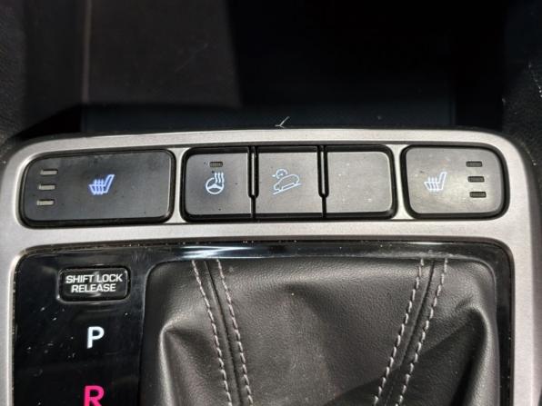 Hyundai Creta I Рестайлинг с пробегом 2020 года, цена 1 865 000 рублей, 76664 км, внедорожник, Автокод Объявления