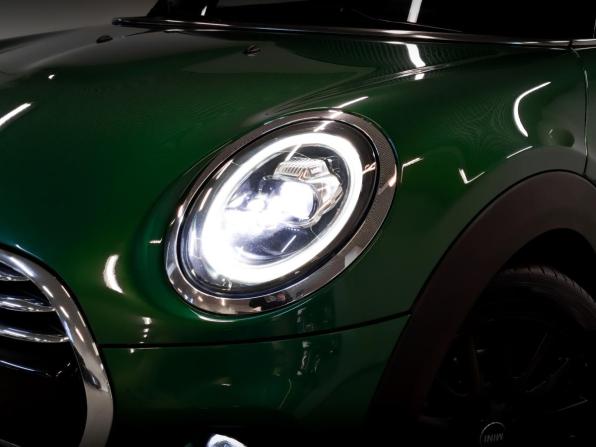 Mini Hatch III (F55/F56) Рестайлинг с пробегом 2021 года, цена 2 250 000 рублей, 77313 км, хэтчбек, Автокод Объявления