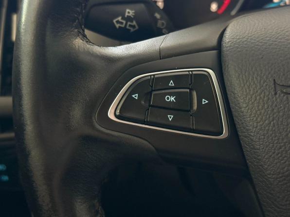Ford Focus III Рестайлинг с пробегом 2016 года, цена 1 097 000 рублей, 142333 км, хэтчбек, Автокод Объявления